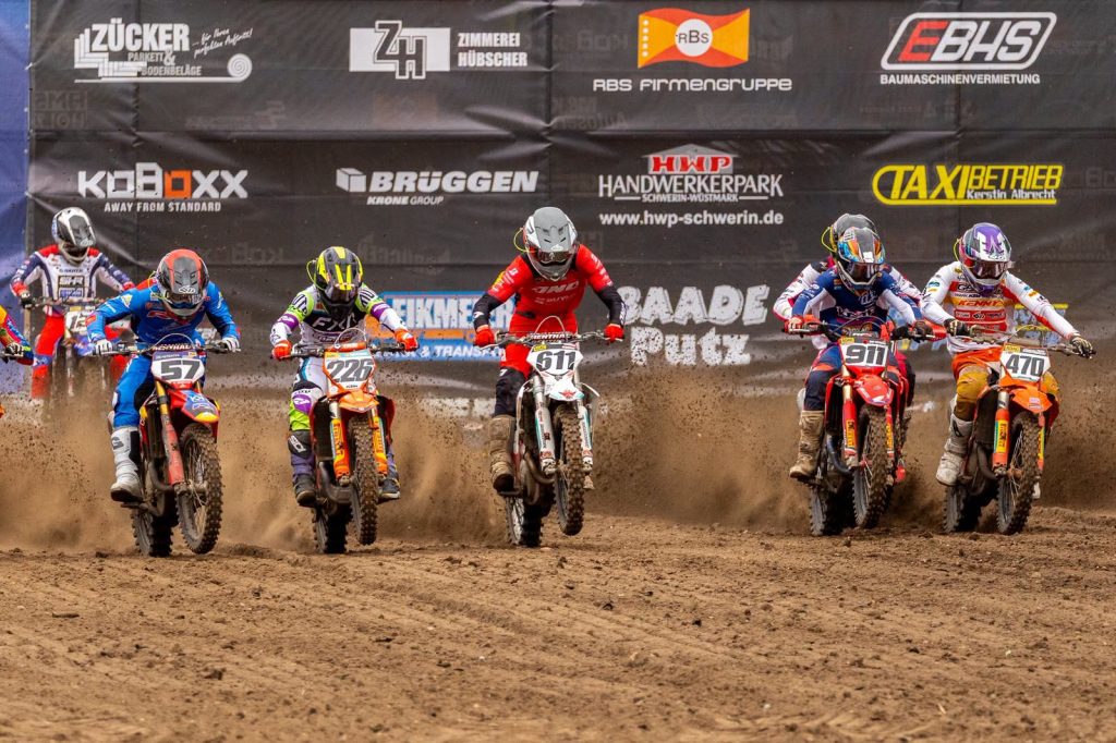 Masters-Klasse mit Markuss Kokins beim ADAC MX Masters Vellahn 2026